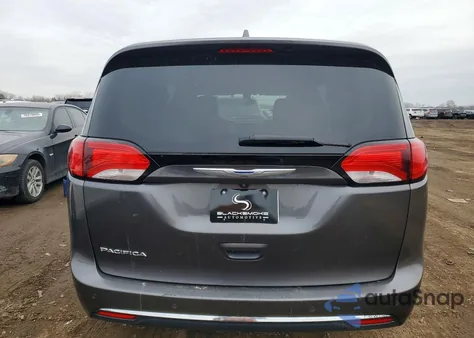 2017 Chrysler Pacifica Touring L z USA, uszkodzony, nr VIN 2C4RC1BG9HR795291